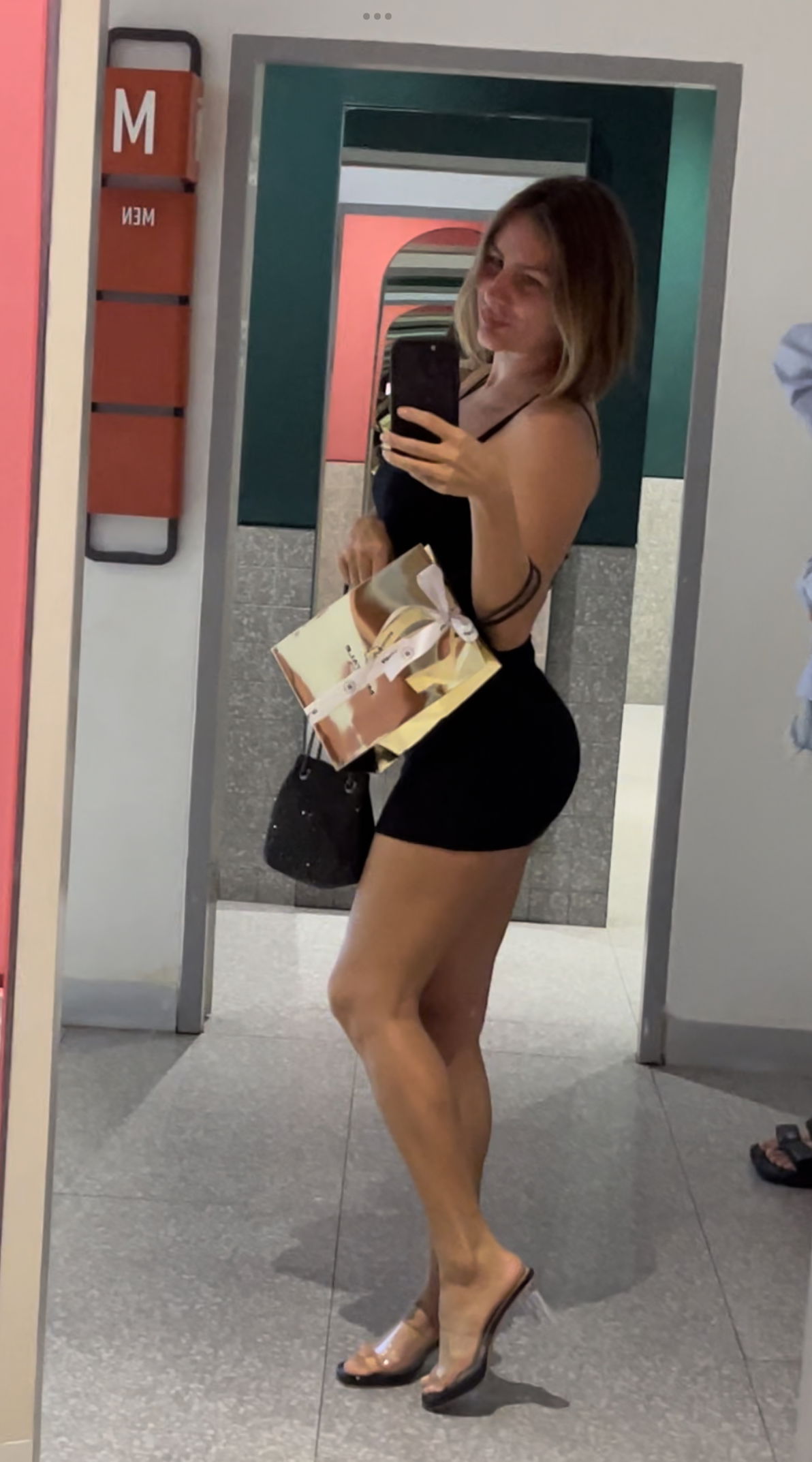 Rowan - Aberdeen High Class Escort